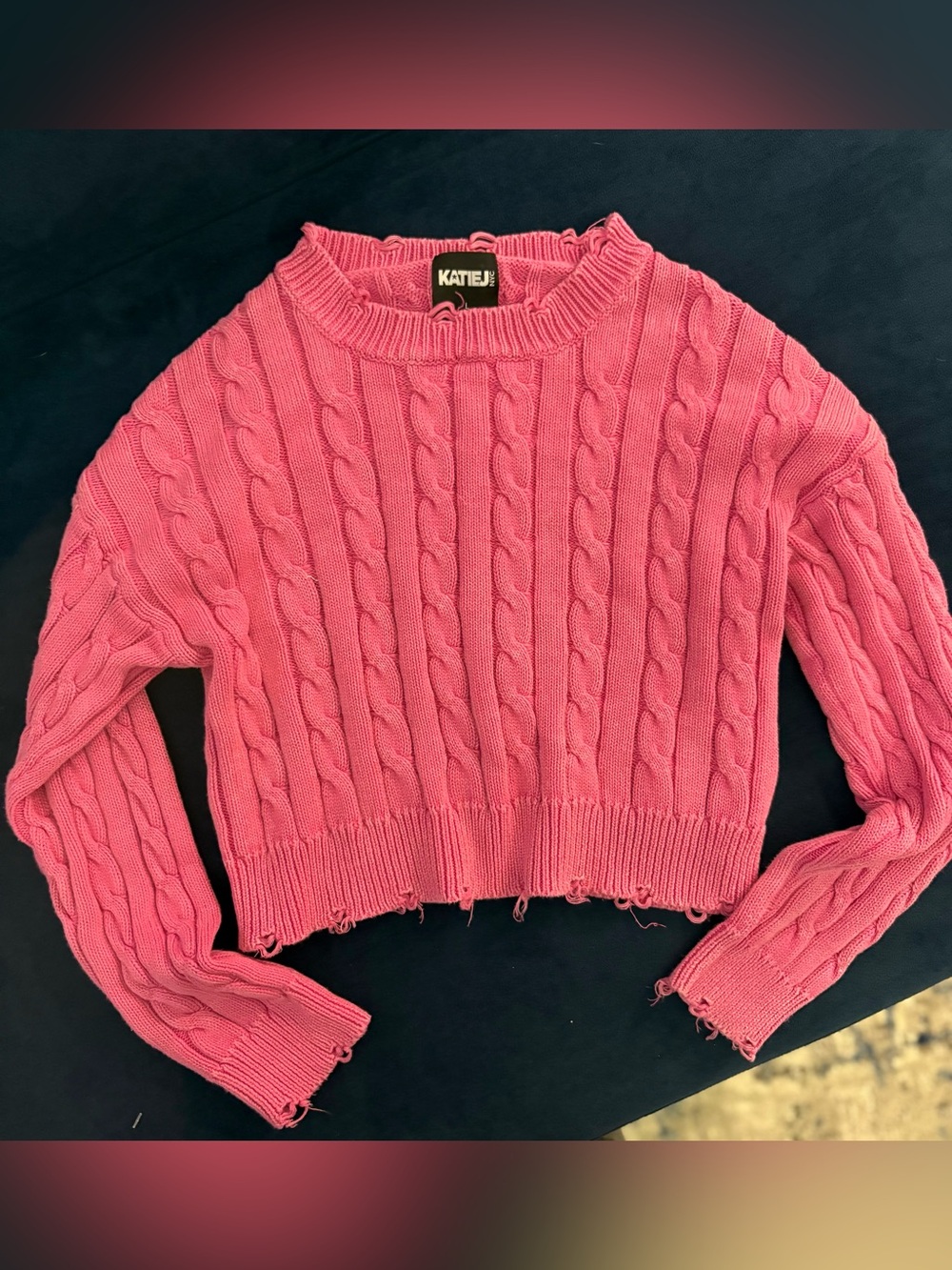 Katie J NYC Pink distressed Cable Knit Cropped Sweater Large